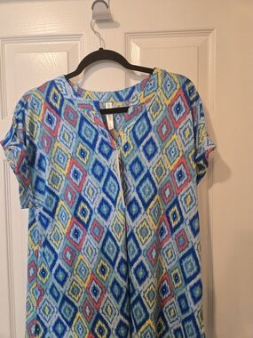 Women’s Blue Multicolor Geometric Short Sleeve Blouse